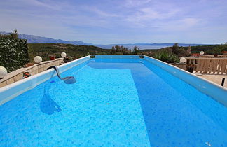 Photo 3 - Appartement de 3 chambres à Selca avec piscine privée et terrasse