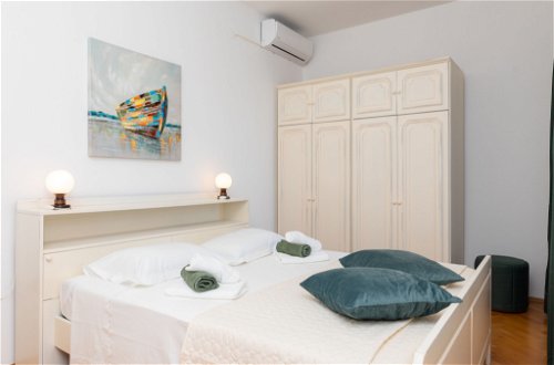 Foto 13 - Apartment mit 3 Schlafzimmern in Selca mit privater pool und blick aufs meer