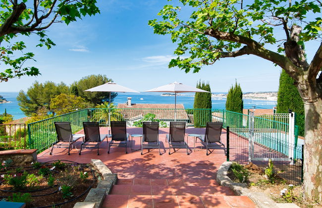 Casa de 4 quartos em Sanary-sur-Mer com piscina privada e jardim - Foto 1