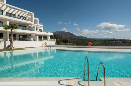 Foto 1 - Apartamento de 3 quartos em Estepona com piscina e vistas do mar