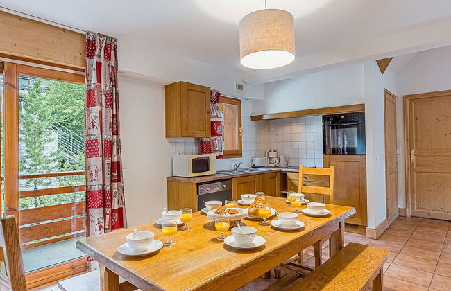 3 bedroom Apartment in Vaujany with swimming pool and terrace - Photo 10