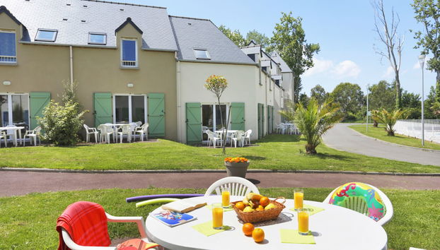 Maison de 3 chambres à Saint-Malo avec piscine et jardin - Photo 2