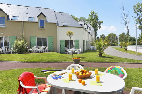 Photo 2 - Maison de 2 chambres à Saint-Malo avec piscine et vues à la mer