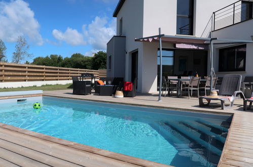 Photo 2 - Maison de 3 chambres à Treffiagat avec piscine privée et jardin