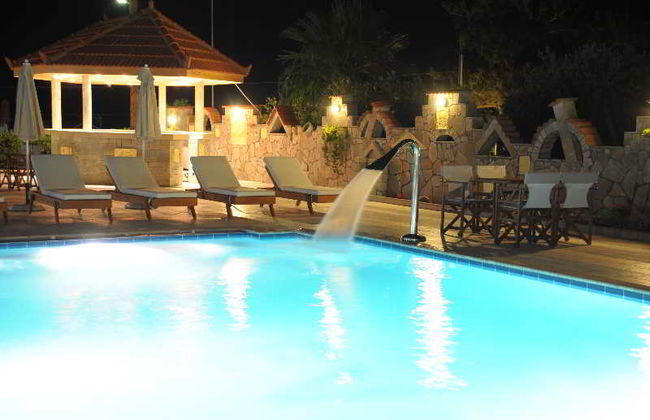 Evalia Apts - Photo 7