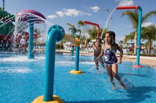 Photo 15 - Encore Resort Vacation Homes & Waterpark