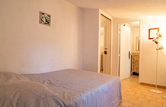 Haus mit 2 Schlafzimmern in Besse-sur-Issole mit schwimmbad und garten - Foto 18