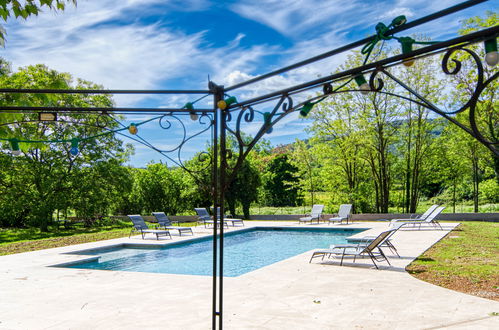 Foto 44 - Casa de 5 quartos em Besse-sur-Issole com piscina e jardim