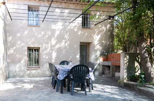 Foto 4 - Casa de 2 quartos em Besse-sur-Issole com piscina e jardim