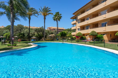 Foto 1 - Apartamento de 2 quartos em Marbella com piscina e vistas do mar