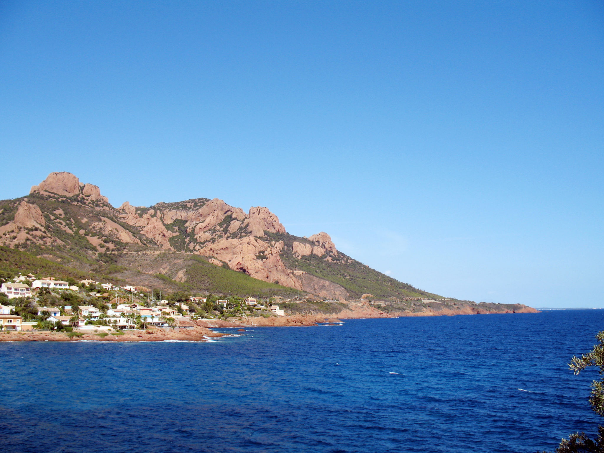 Photo 29 - 1 bedroom Apartment in Saint-Raphaël with swimming pool and sea view