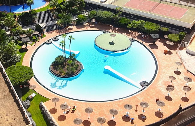 3 bedroom Apartment in Benidorm with swimming pool and terrace - Photo 16