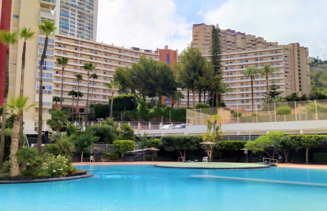 3 bedroom Apartment in Benidorm with swimming pool and terrace - Photo 34
