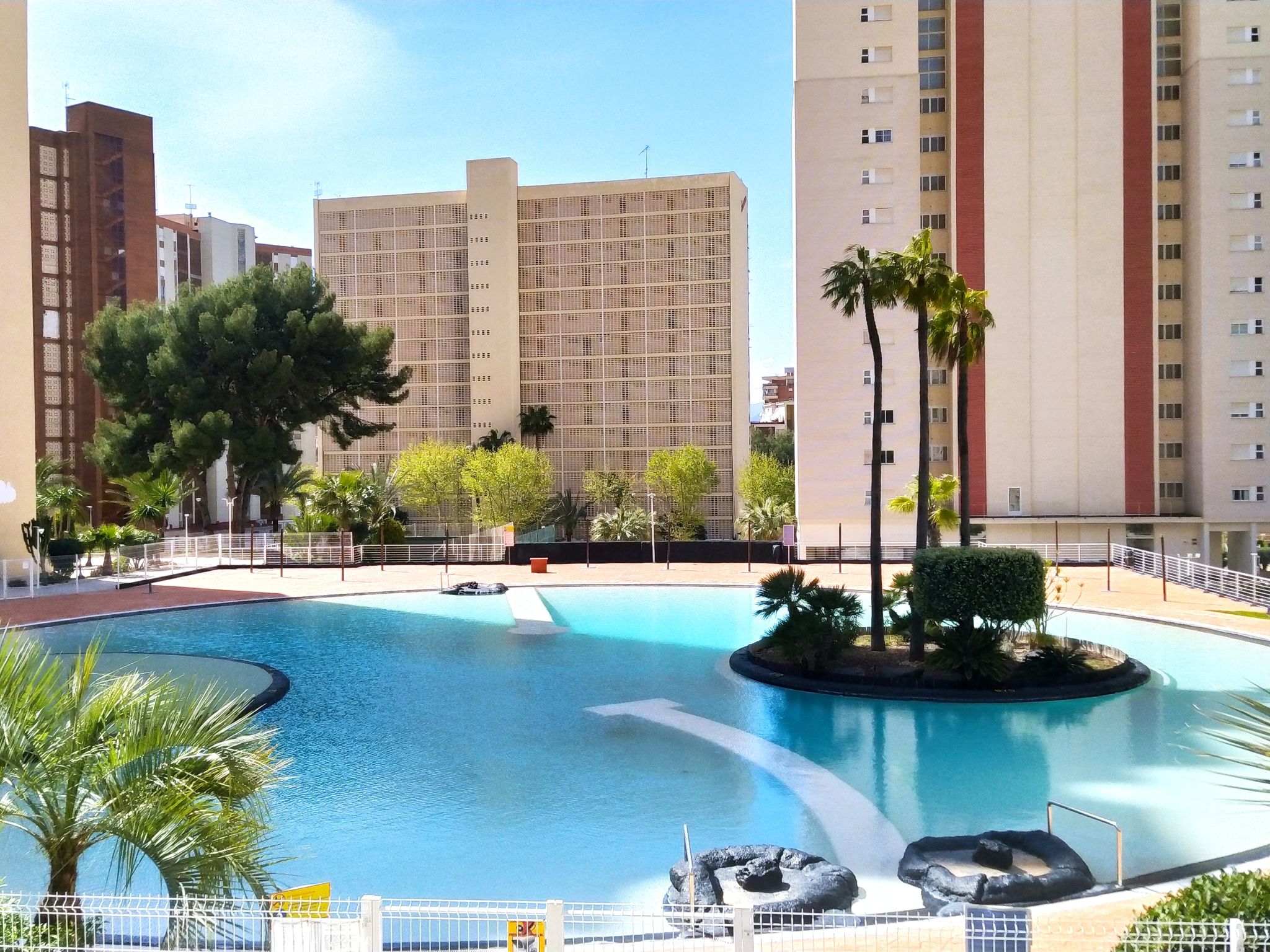 Foto 19 - Apartment mit 2 Schlafzimmern in Benidorm mit schwimmbad und terrasse