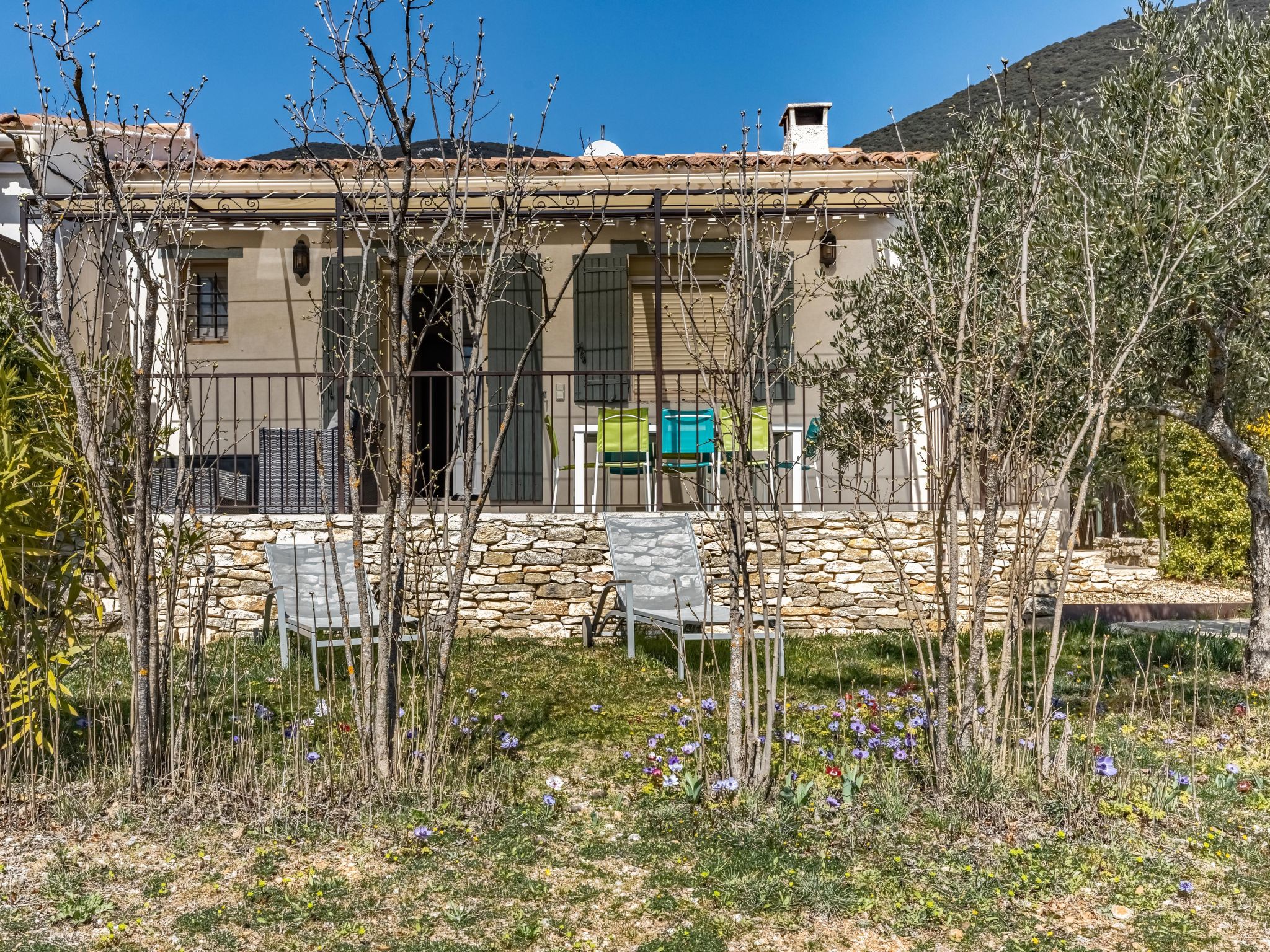 Photo 24 - Maison de 1 chambre à Rustrel avec piscine privée et jardin