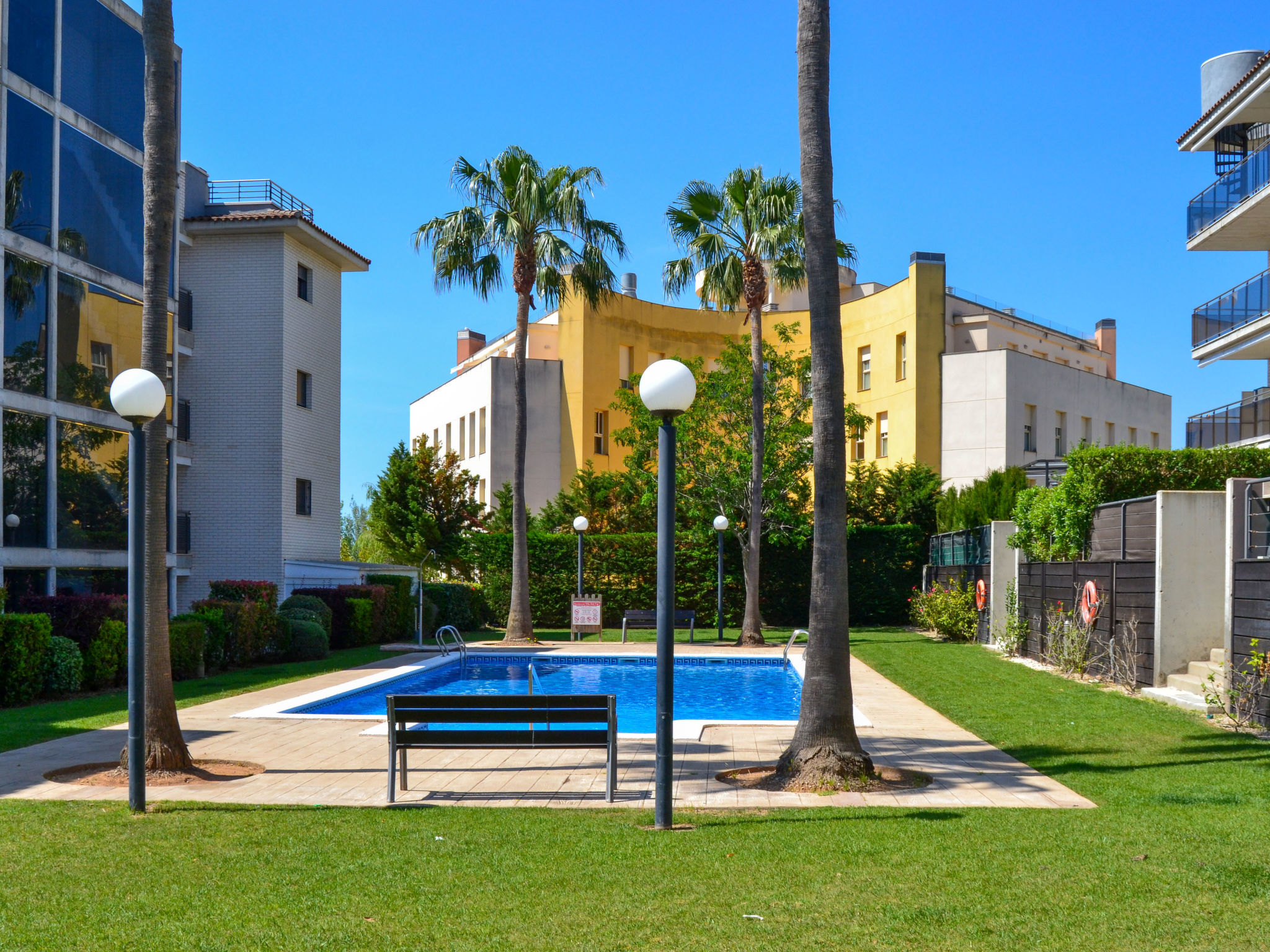 Foto 11 - Apartamento de 2 habitaciones en La Ràpita con piscina y vistas al mar