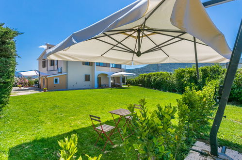 Photo 25 - 3 bedroom Apartment in Castiglione della Pescaia with garden and terrace