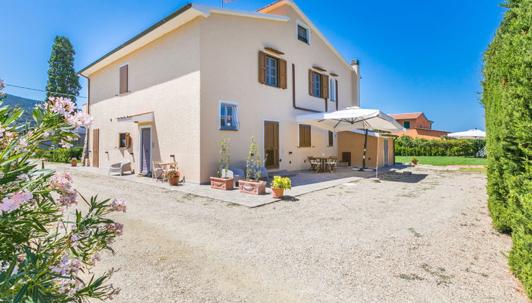 Foto 1 - Appartamento con 2 camere da letto a Castiglione della Pescaia con giardino e vista mare