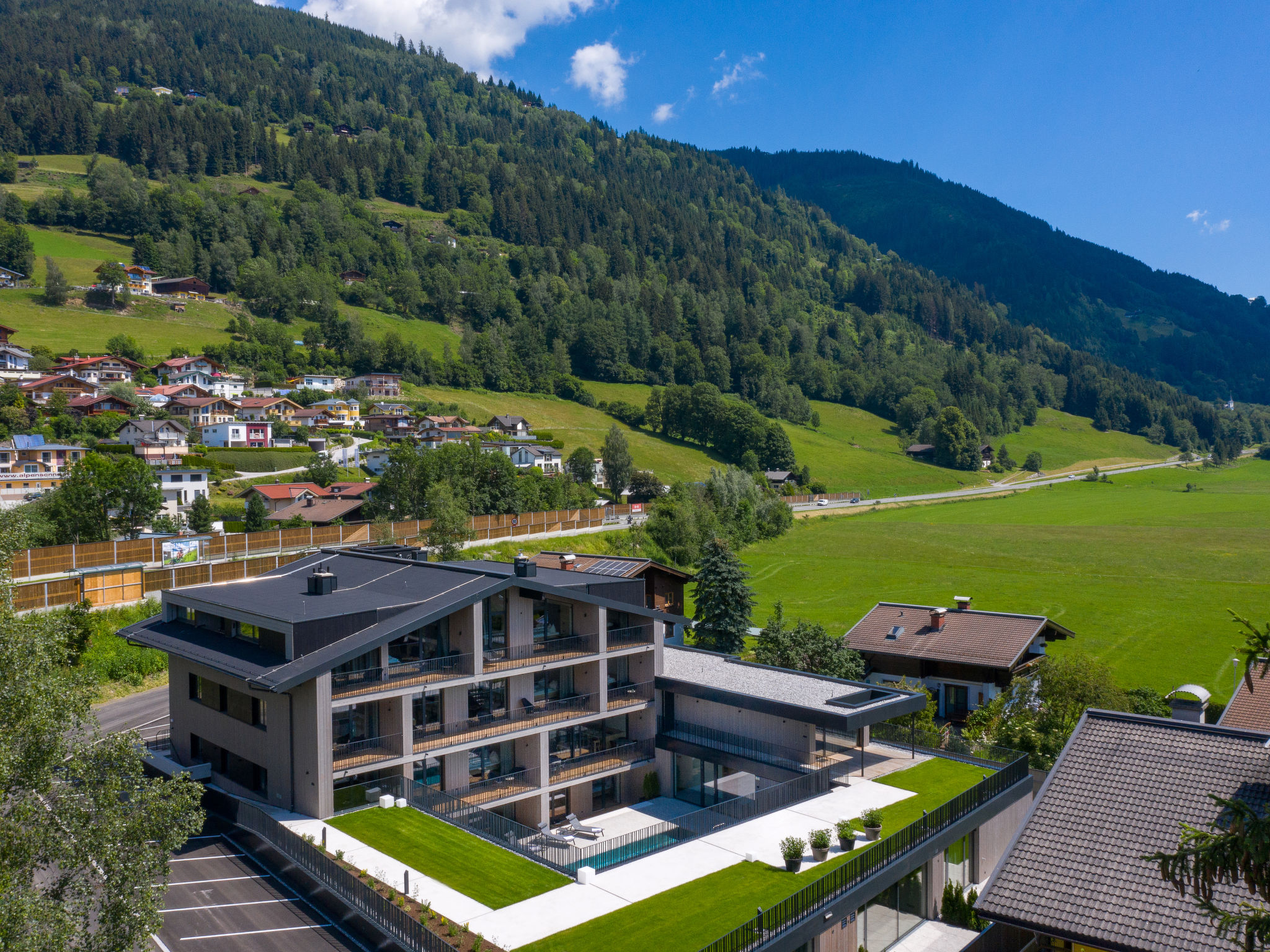 Photo 1 - Appartement de 2 chambres à Piesendorf avec piscine et vues sur la montagne