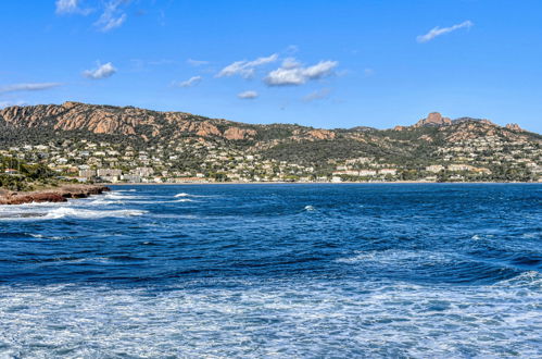 Photo 27 - Apartment in Saint-Raphaël with swimming pool and terrace