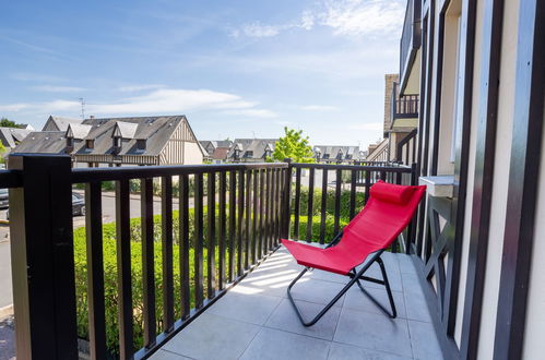 Foto 12 - Apartment mit 1 Schlafzimmer in Cabourg mit blick aufs meer