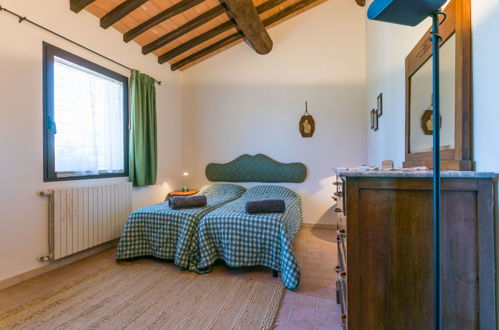 Foto 16 - Appartamento con 2 camere da letto a Bibbona con giardino e vista mare