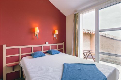 Foto 17 - Apartamento de 2 quartos em Saint-Raphaël com piscina e vistas do mar