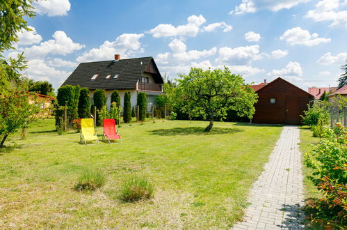 Foto 25 - Casa de 4 habitaciones en Balatonmáriafürdő con jardín y terraza