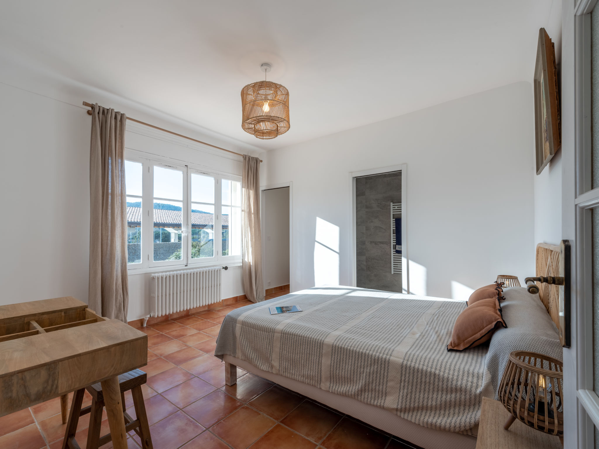Foto 14 - Apartment mit 3 Schlafzimmern in Saint-Tropez mit garten und blick aufs meer