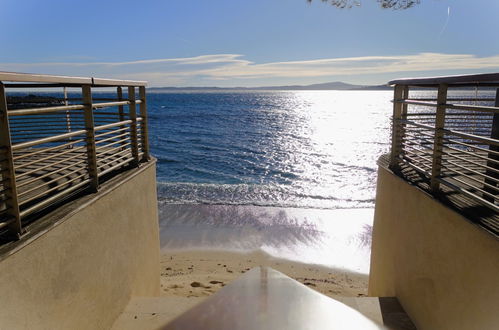 Foto 34 - Appartamento con 1 camera da letto a Roquebrune-sur-Argens con piscina e vista mare