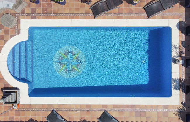 Casa de 4 quartos em Castelló d'Empúries com piscina privada e jardim - Foto 28