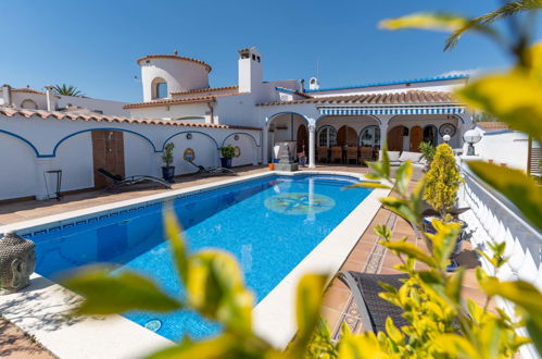 Photo 25 - Maison de 4 chambres à Castelló d'Empúries avec piscine privée et vues à la mer