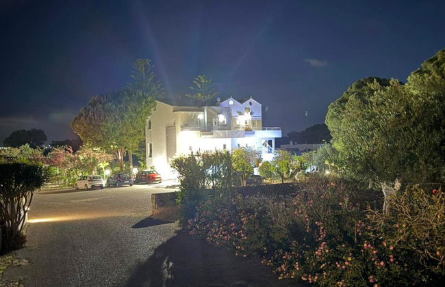 George Beach Studios - Photo 1