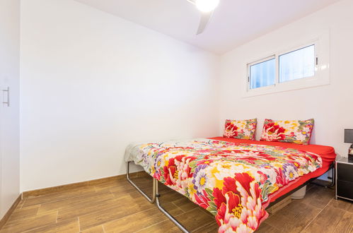 Foto 5 - Appartamento con 2 camere da letto a Salou con terrazza