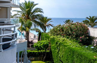 Foto 2 - Appartamento con 1 camera da letto a Cannes con piscina e vista mare