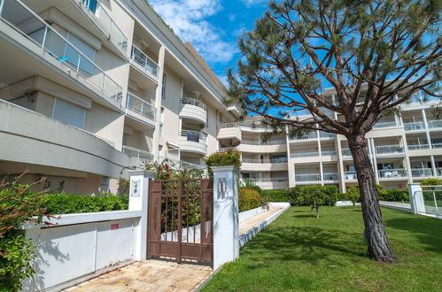 Foto 16 - Apartamento de 1 habitación en Cannes con piscina y terraza