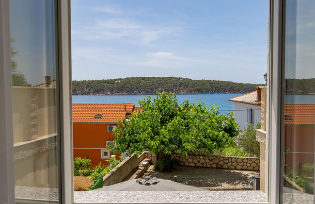 Casa de 2 quartos em Rab com jardim e terraço - Foto 19