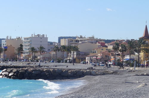 Foto 24 - Appartamento con 2 camere da letto a Cagnes-sur-Mer con terrazza