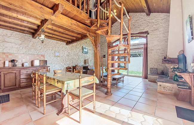Casa de 3 quartos em Dondas com piscina e jardim - Foto 4