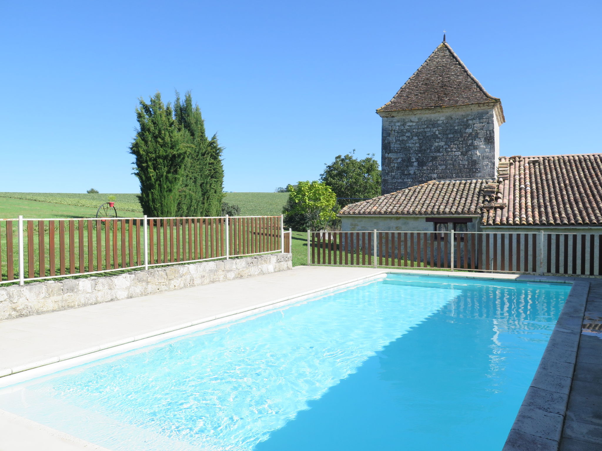 Photo 18 - Maison de 2 chambres à Dondas avec piscine et jardin