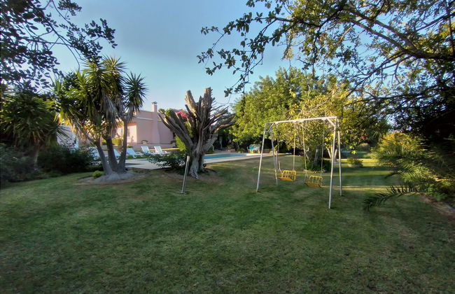 Casa de 4 quartos em Faro com piscina privada e jardim - Foto 20