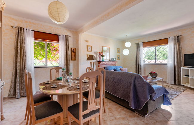 Casa de 4 quartos em Faro com piscina privada e jardim - Foto 4
