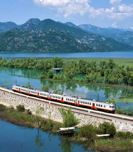 Foto de Podgorica, Cañón de Morača, Kolašin, Biogradska Gora y Monasterio de Morača en tren - Privado