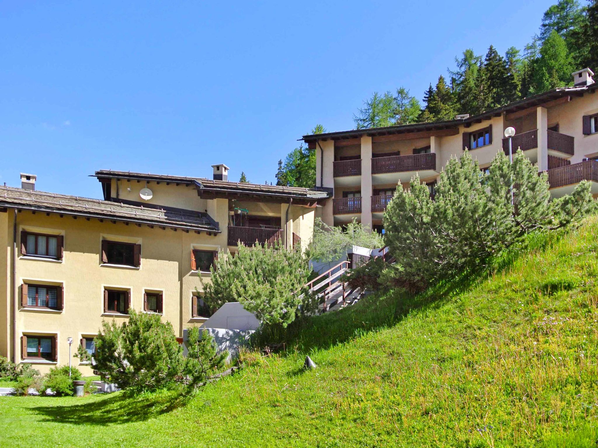 Foto 1 - Apartamento en Silvaplana con jardín y vistas a la montaña
