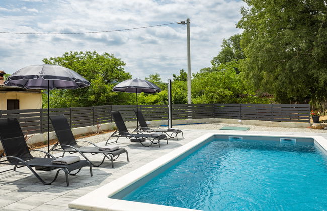Casa de 3 quartos em Pićan com piscina privada e jardim - Foto 34