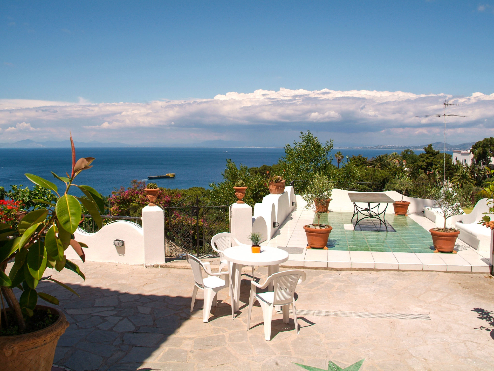 Foto 40 - Appartamento con 4 camere da letto a Casamicciola Terme con giardino e vista mare