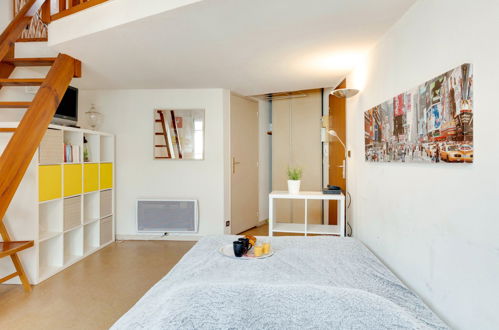 Foto 5 - Apartment mit 1 Schlafzimmer in Saint-Jean-de-Luz mit blick aufs meer