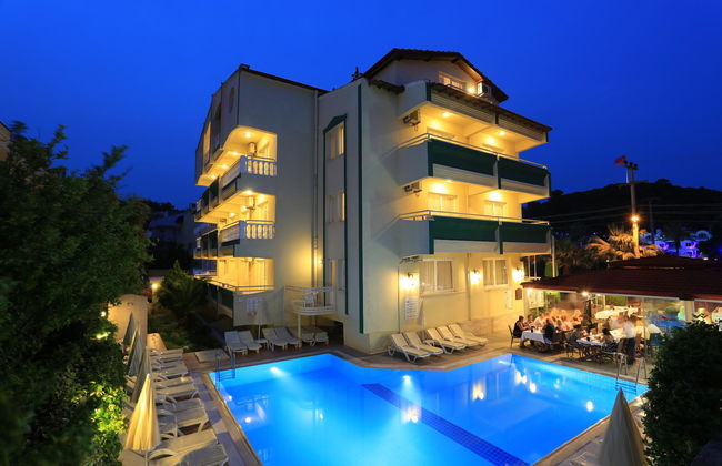 Amaris Apart Hotel - Photo 16