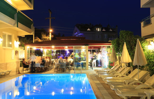 Amaris Apart Hotel - Photo 19