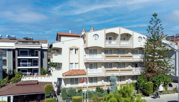 Amaris Apart Hotel - Photo 4